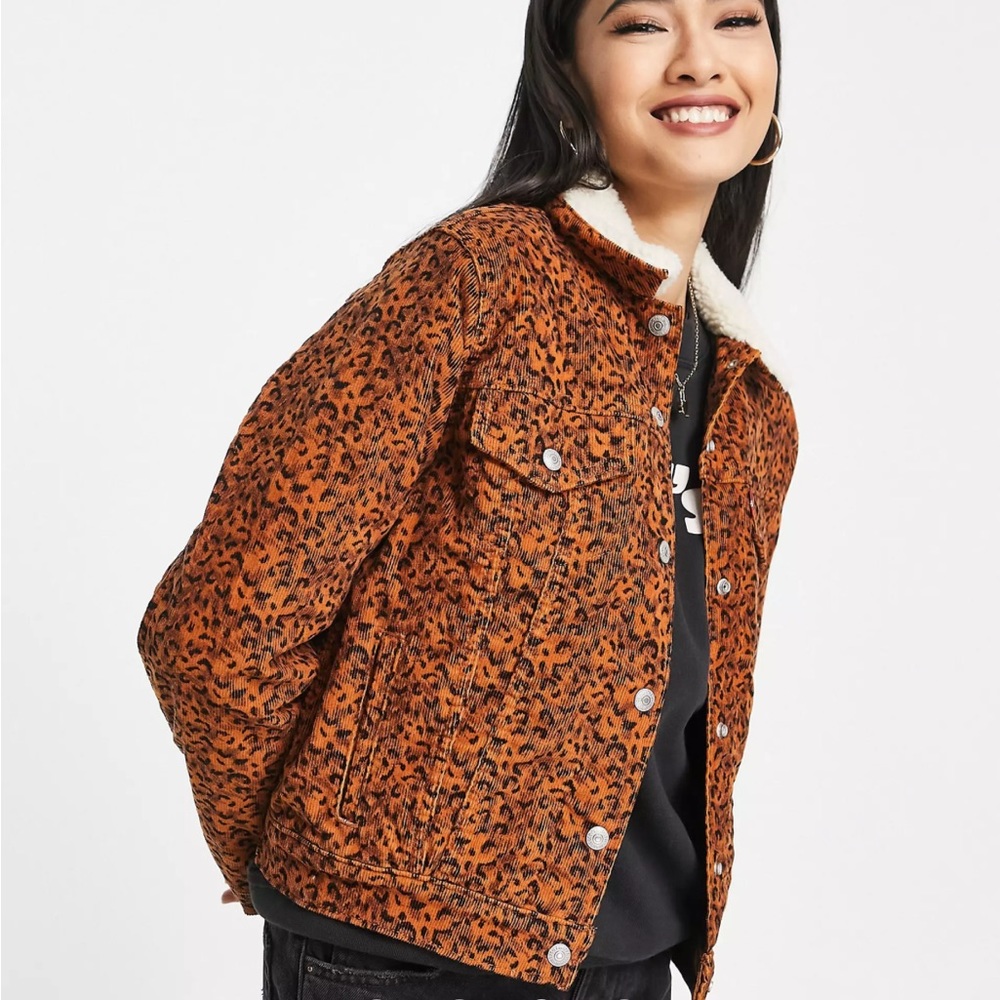 NWT Levi’s Original Sherpa Trucker Jacket in Leopard Print Size L